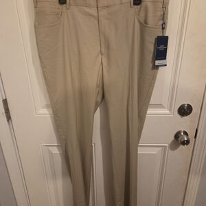 Hart Schaffner Marx Men's Cream Chinos